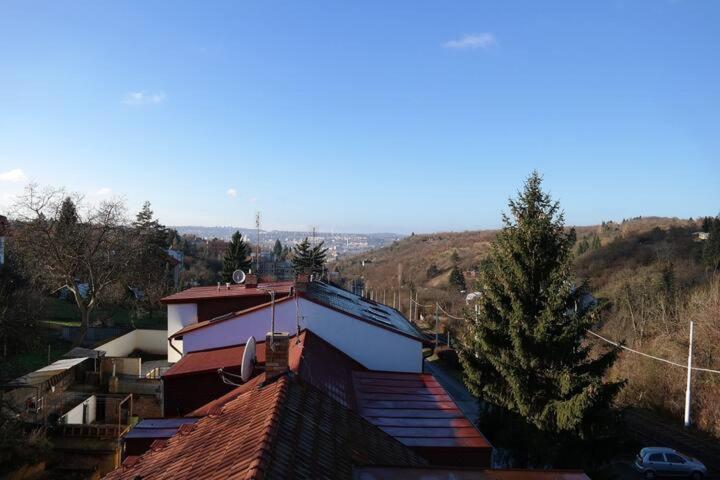 Apartment Trojska Praga Esterno foto
