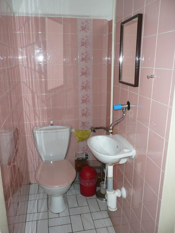 Apartment Trojska Praga Esterno foto